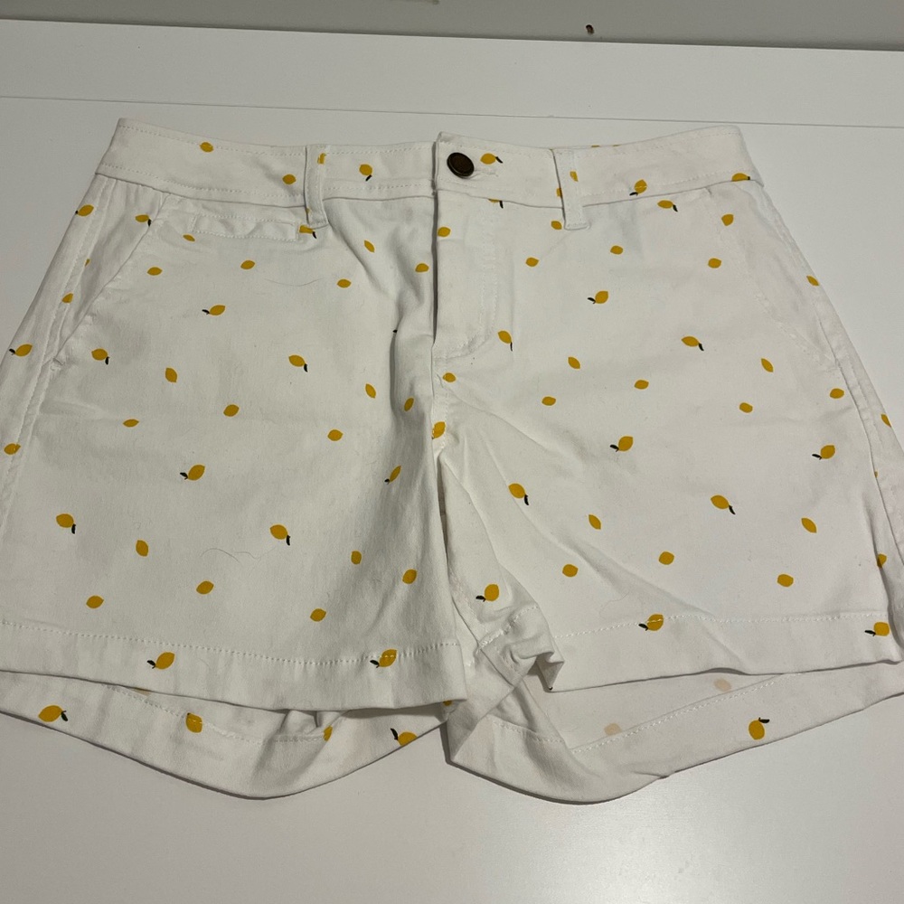 Market & Spruce Brand White with Lemon Print Women's size 4 Shorts Stitch Fix
